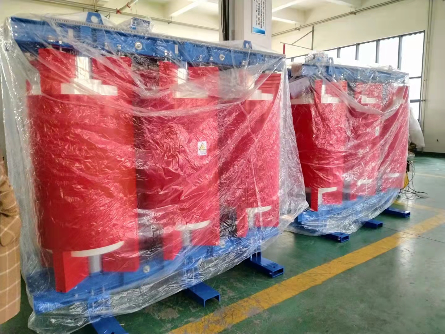 消弧線圈三相接地變中含所用變是怎么回事？